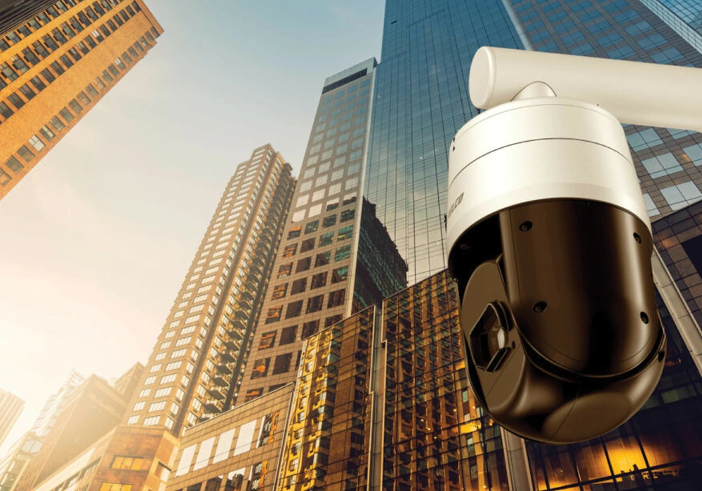 Intelligent PTZ Speed Dome for Rapid and Flexible Surveillance